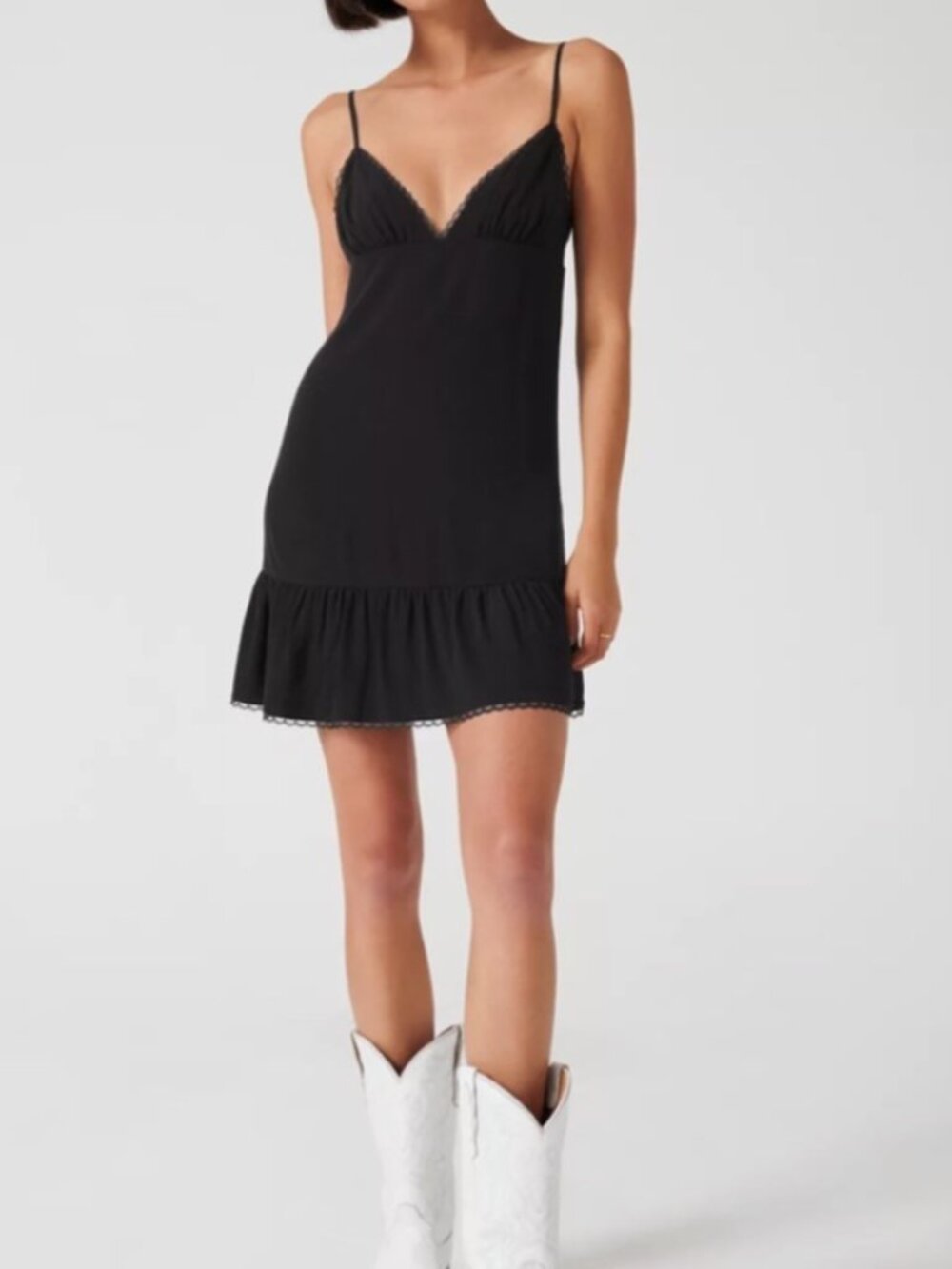Aritzia Sunday Best Black Slip Dress Lace Trim Size 6